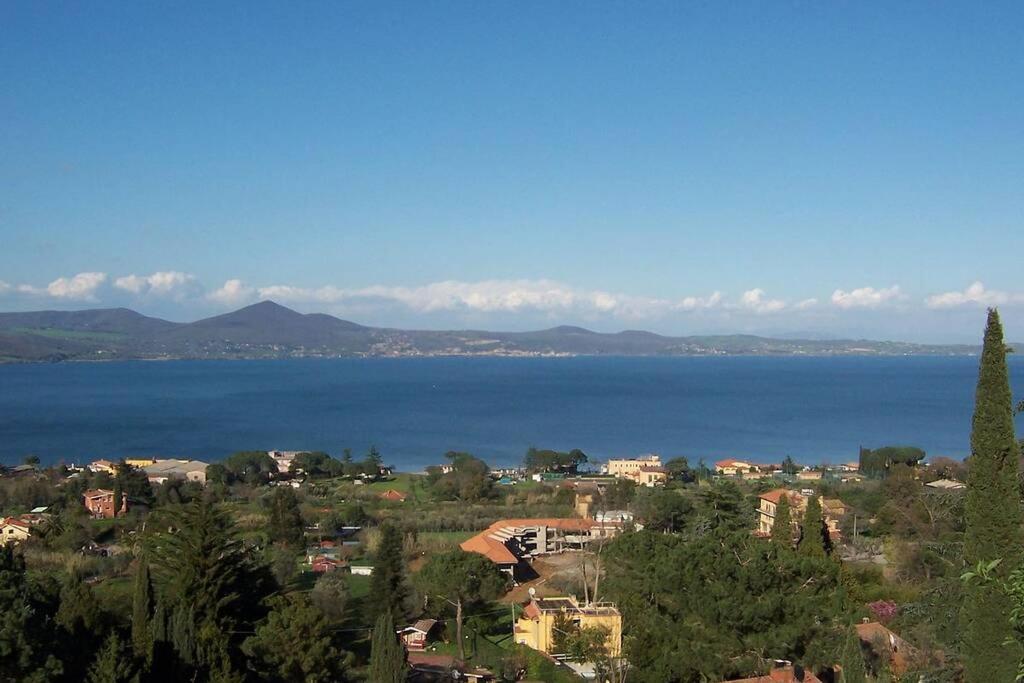 Casa Vacanze Gli Oleandri Bracciano  Exterior foto