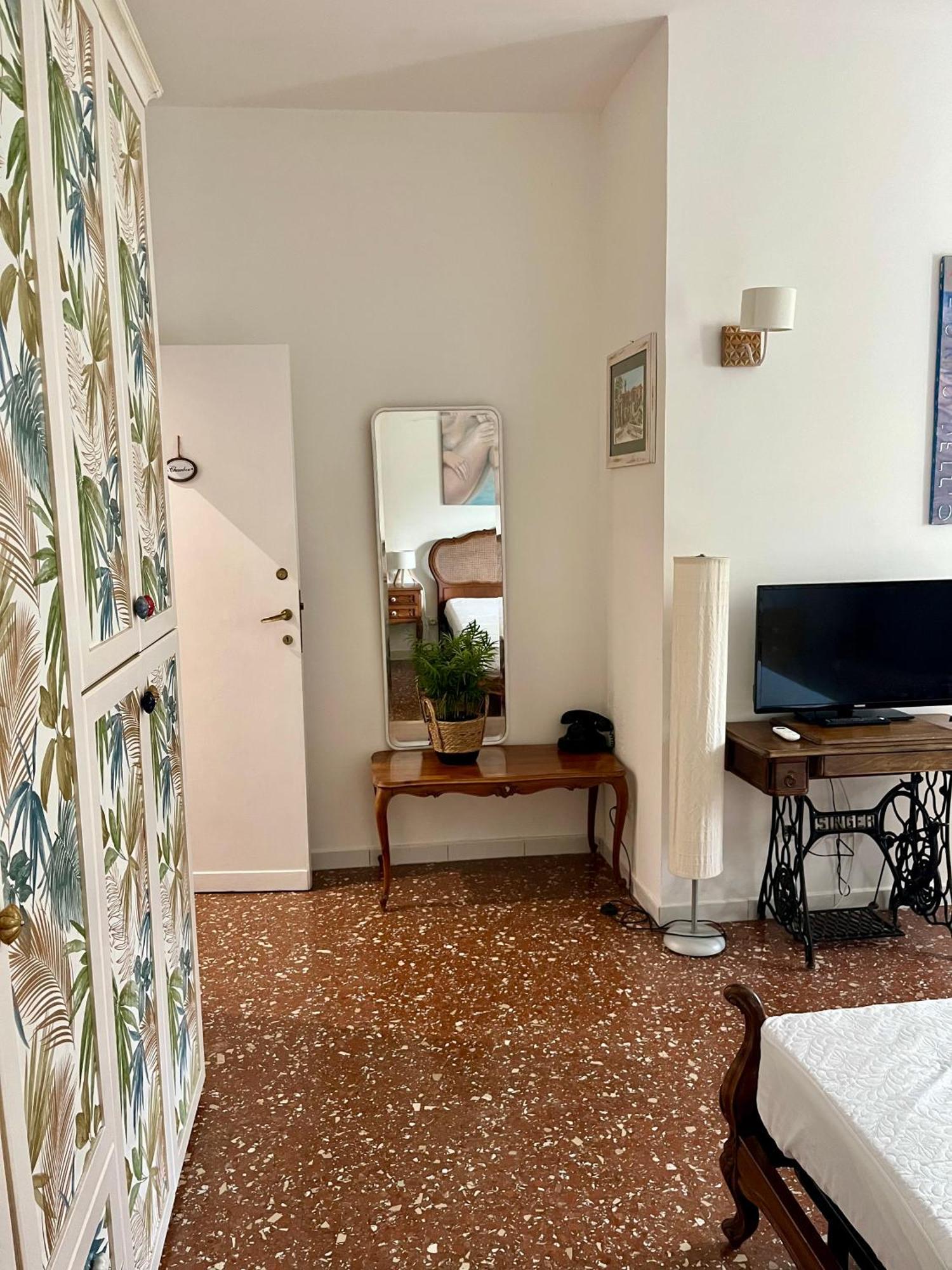 Casa Vacanze Gli Oleandri Bracciano  Exterior foto